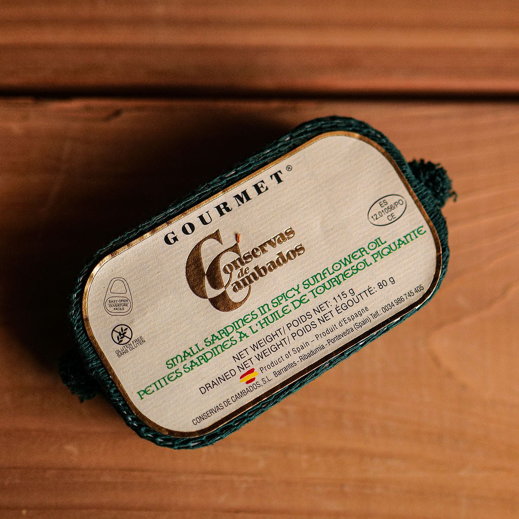 Petites sardines à l’huile de Tournesol piquante Conservas cambados