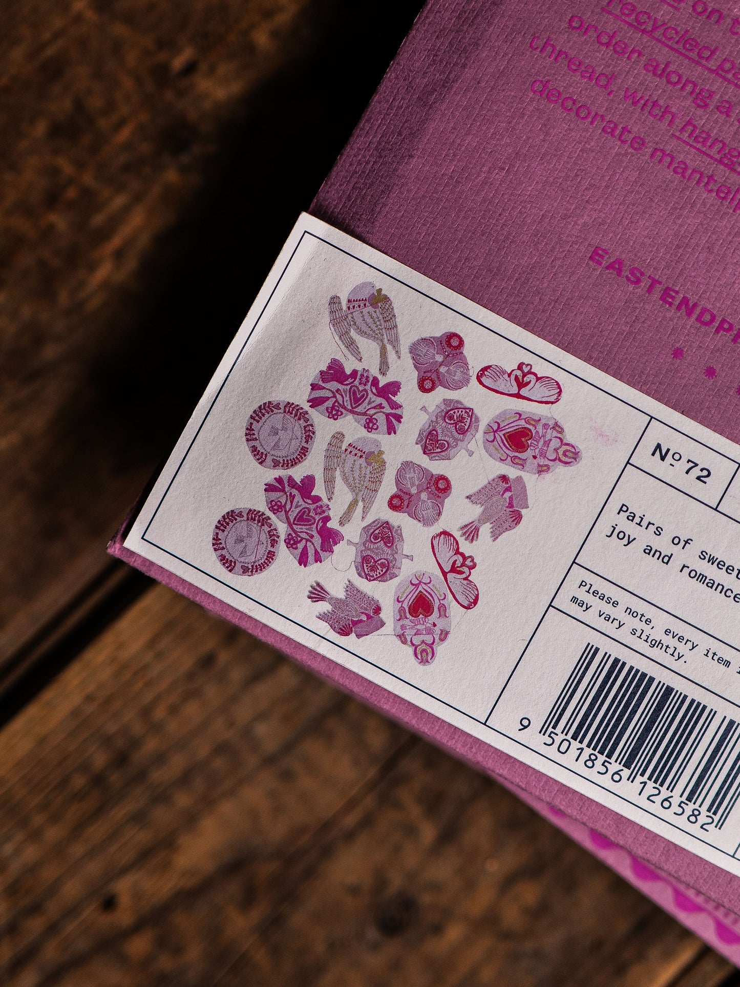 Guirlande Lovebirds cousue - East End Press