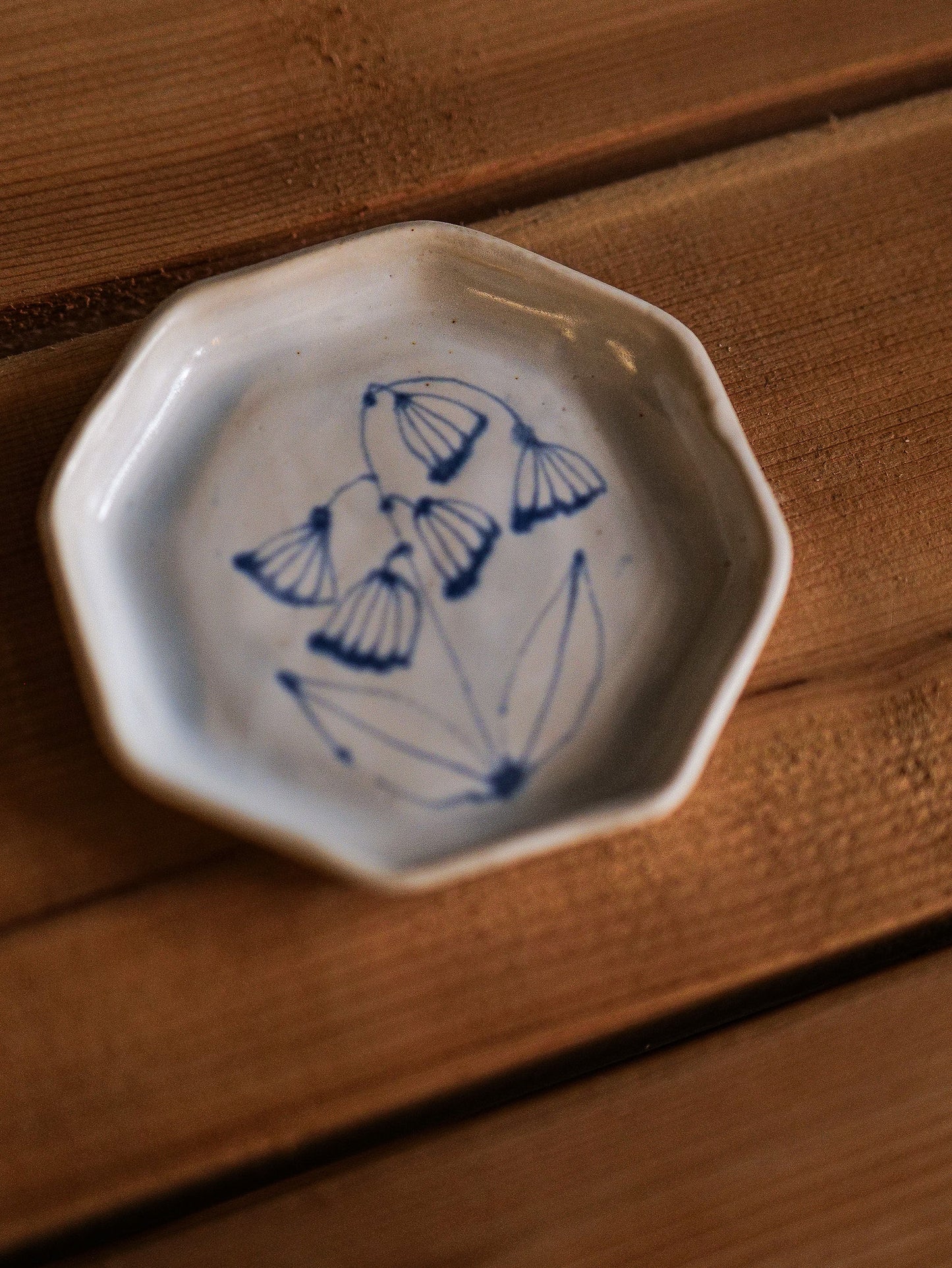 Assiette octogonale petite Blanche Spako Clay