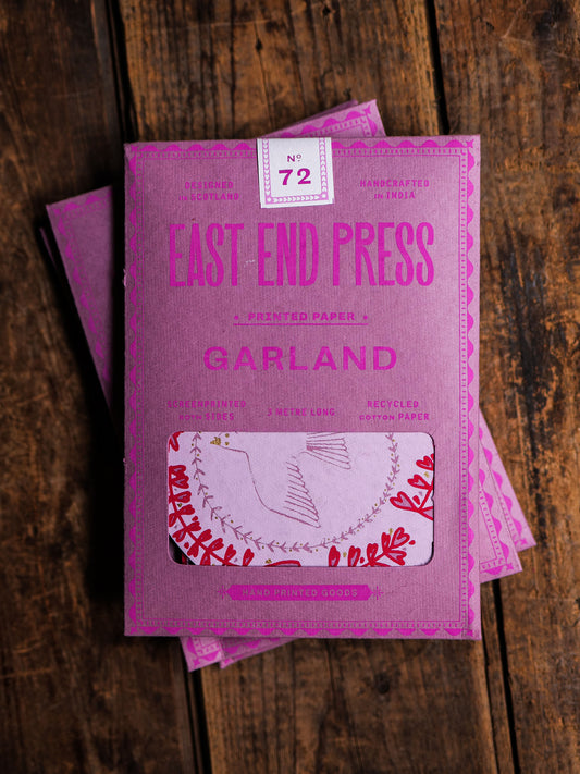 Guirlande Lovebirds cousue - East End Press