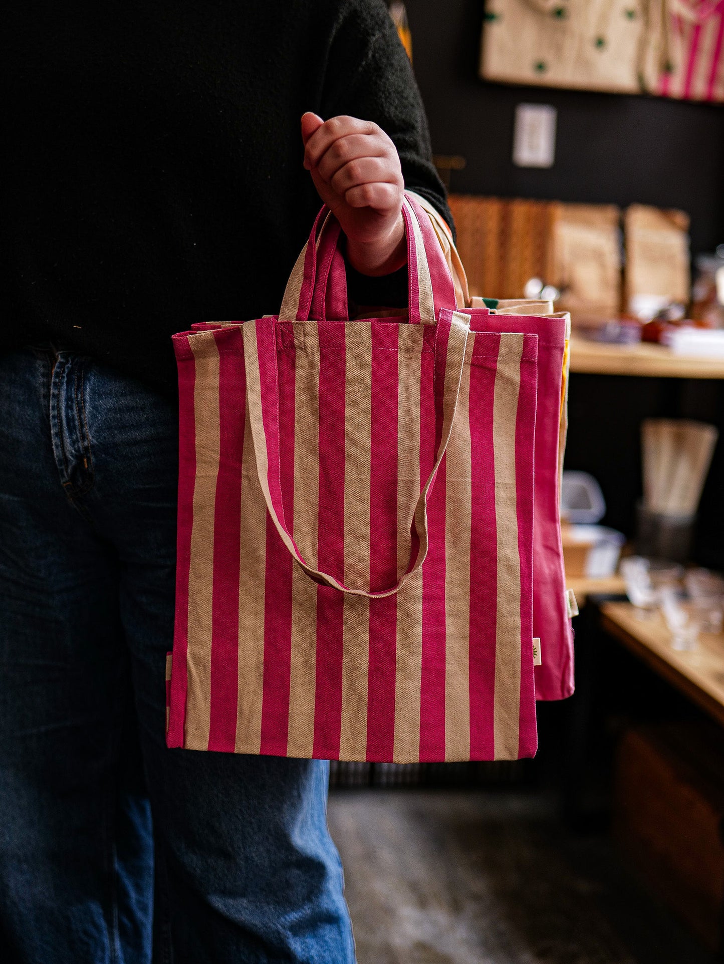 Sac cabas en coton bio à rayures roses - OMOM