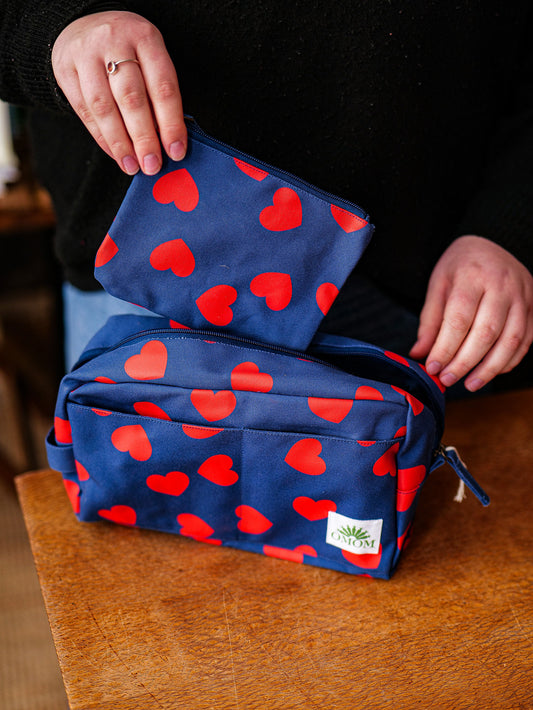 Trousse de voyage Coeurs - OMOM